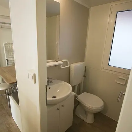 Holiday home Mobilehomes In 36040